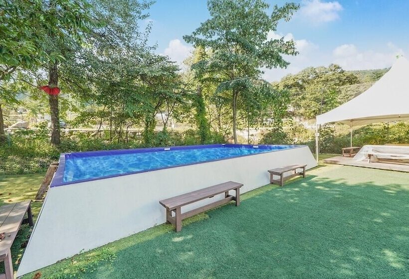 פנסיון Gapyeong Highmong Pet Friendly Kids Pool