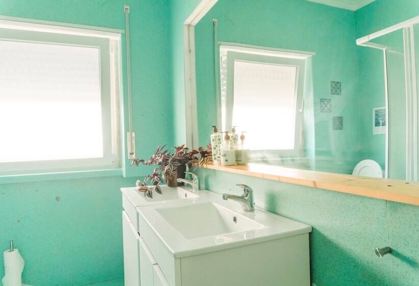 Hospedium República Surf House Hostel