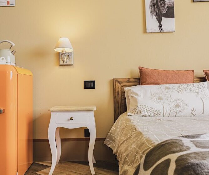 客栈  Podere Val D Orcia   Tuscany Equestrian