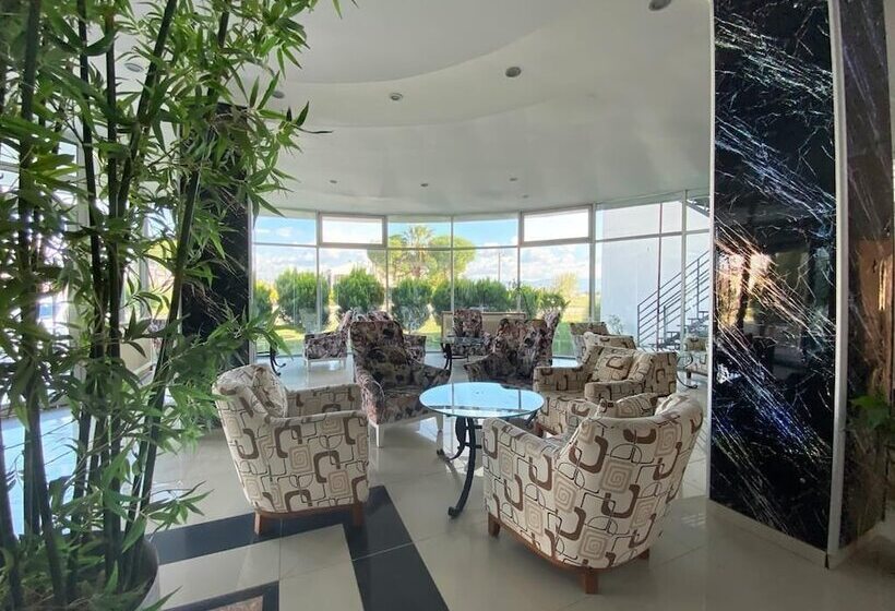 فندق Afytos ã–ren Beach Prestä°j