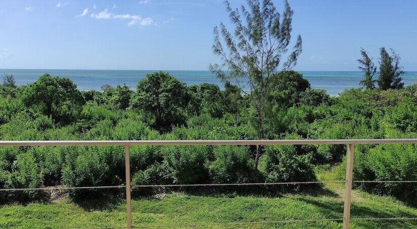 בית מלון כפרי Amani Villas Nature Retreat