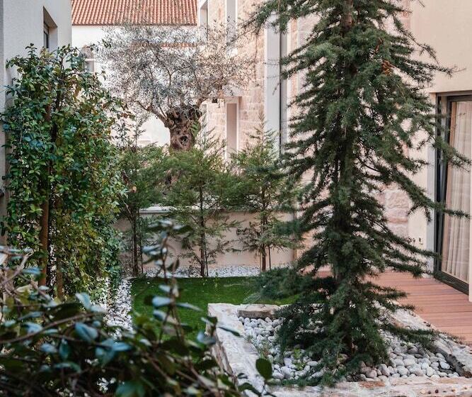 Armerun Heritage Hotel & Residences