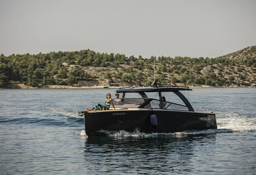 Armerun Heritage Hotel & Residences