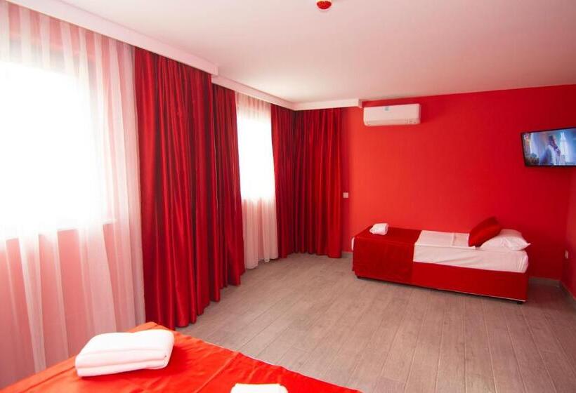 ホテル Avlion Boutique