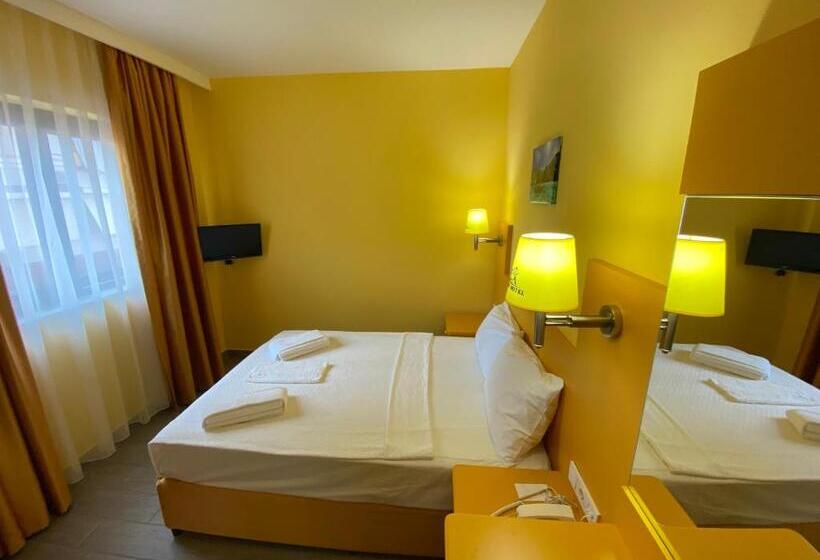 ホテル Avlion Boutique