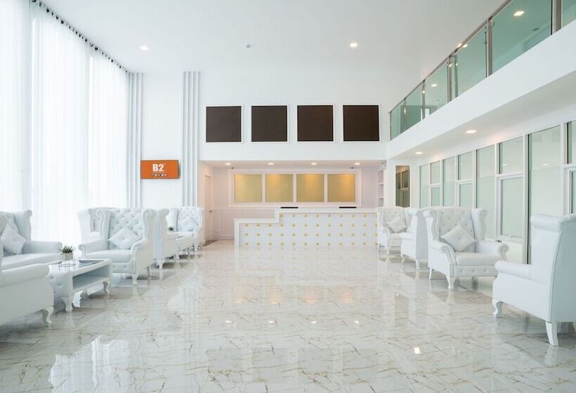 Отель B2 Phuket Premier