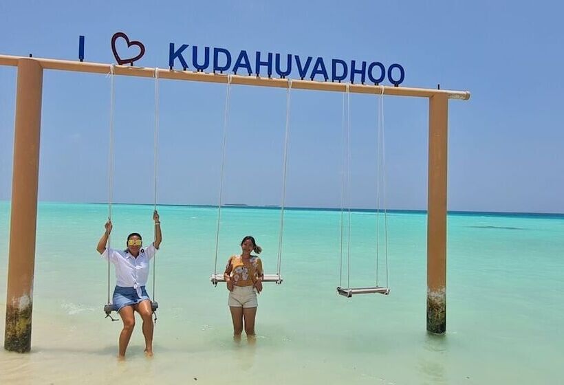 Blue Wave Hotel Maldives