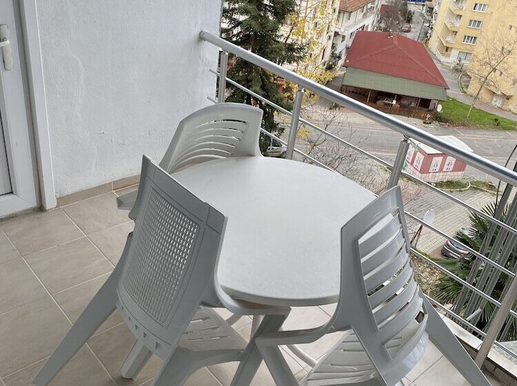 هتل Can Termal & Kaplica Apart