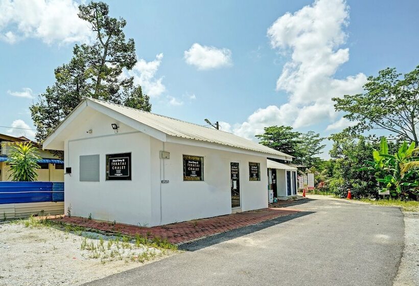 ホテル Capital O 90423 Teratai Chalet