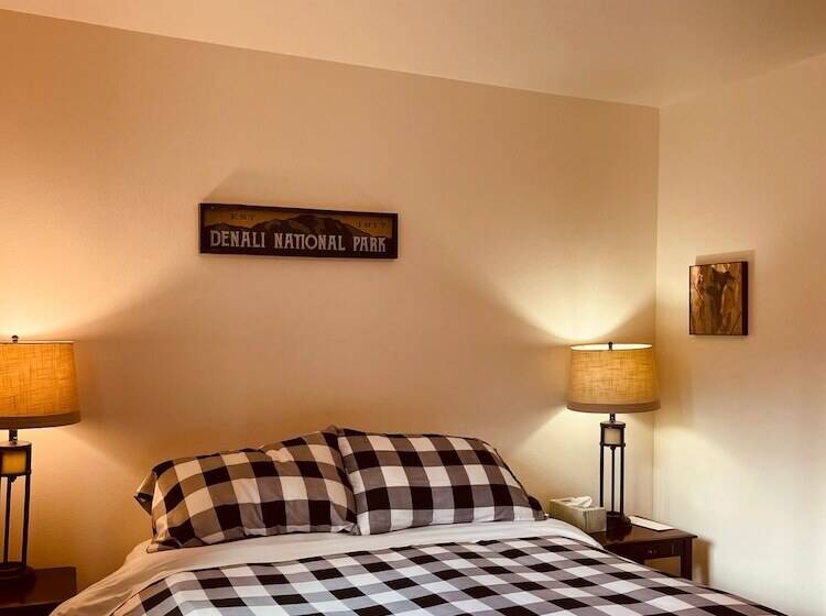 فندق Carlo Creek Cabins