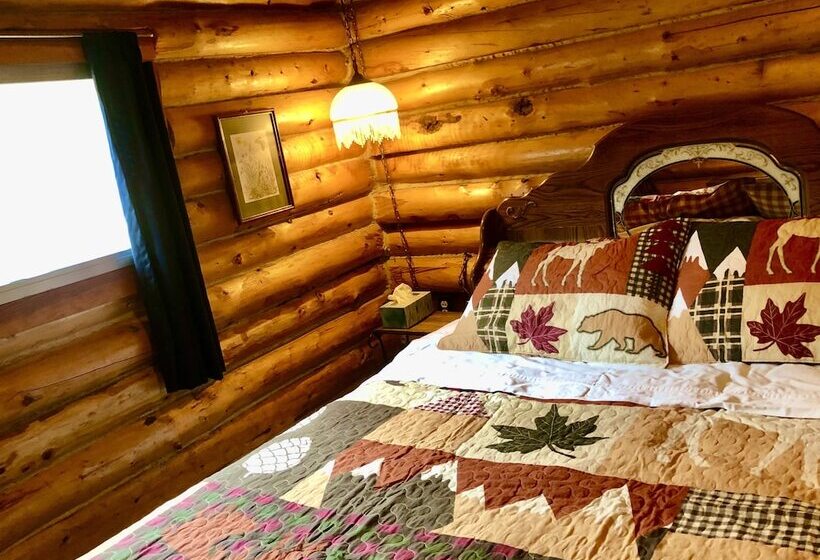 בית מלון כפרי Carlo Creek Cabins