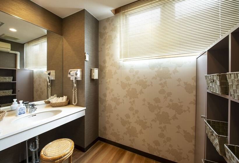 Central Hotel Isohara