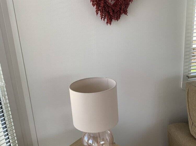 ホテル Charming 5 Beds Caravan In Beautiful Seton Sands