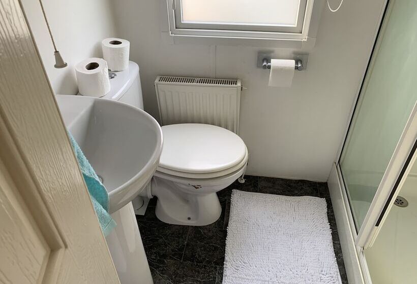 ホテル Charming 5 Beds Caravan In Beautiful Seton Sands