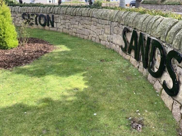 ホテル Charming 5 Beds Caravan In Beautiful Seton Sands