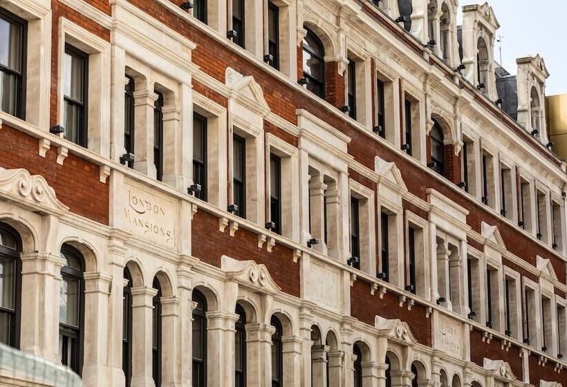 هتل Chateau Denmark London