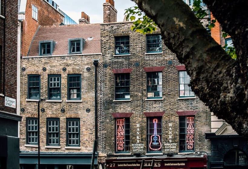 호텔 Chateau Denmark London