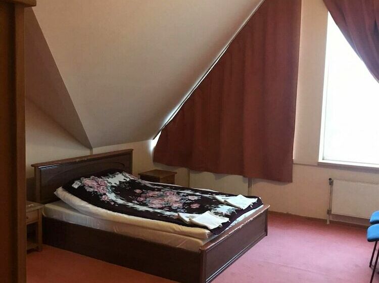 هتل Conference Center And Restaurant Backonys