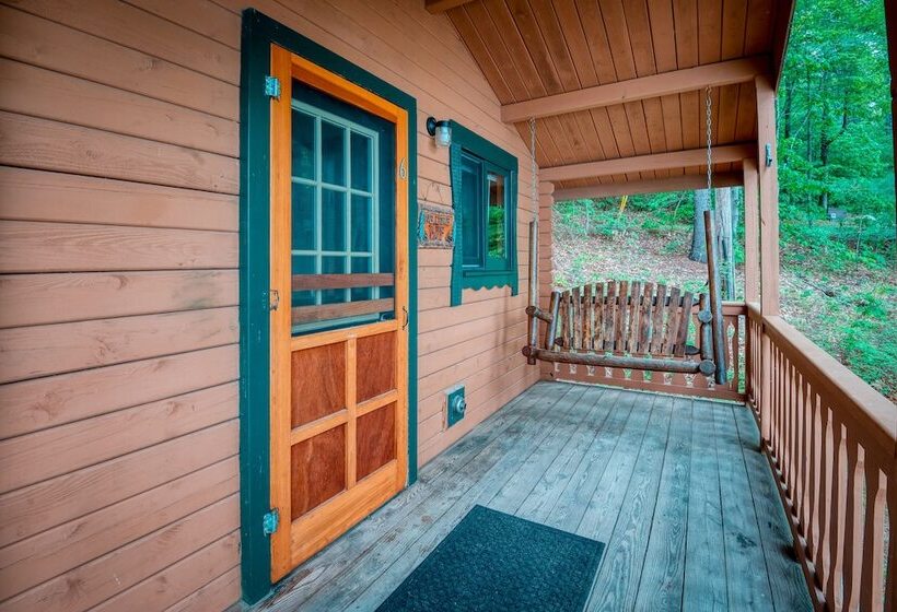 Отель Danforth Bay Camping And Rv Resort