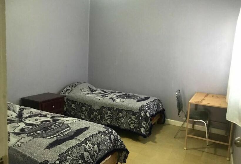 ホテル Fundadores