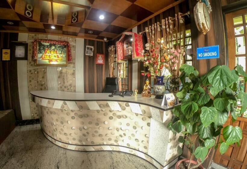 酒店 Goroomgo Broadway Mall Road Darjeeling