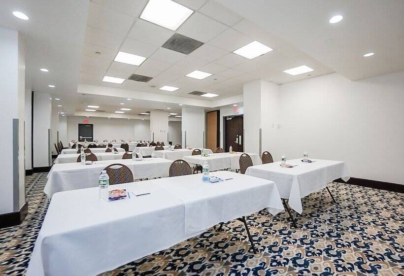 호텔 Harmony Suites Secaucus Meadowlands