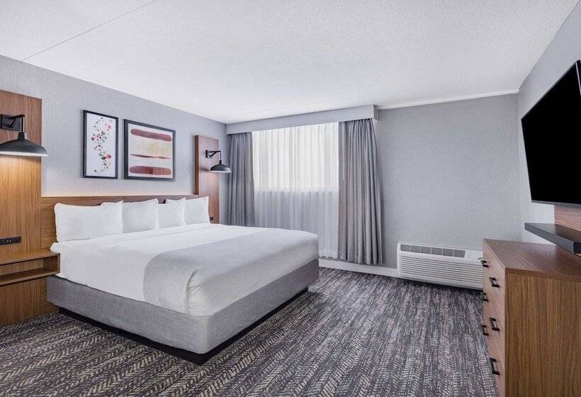 ホテル Hawthorn Extended Stay By Wyndham Wichita Airport