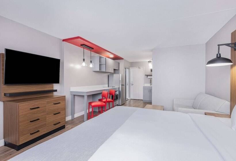 ホテル Hawthorn Extended Stay By Wyndham Wichita Airport