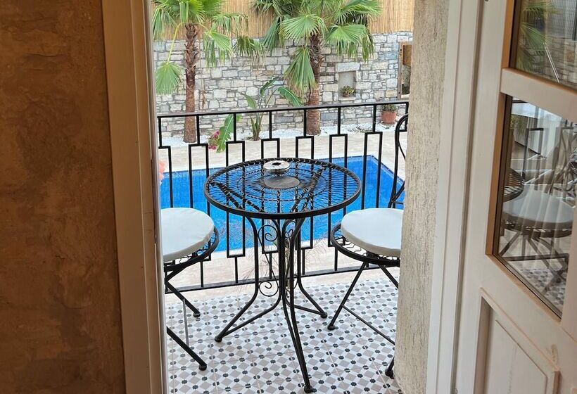 בית מלון כפרי Kuğu Urla