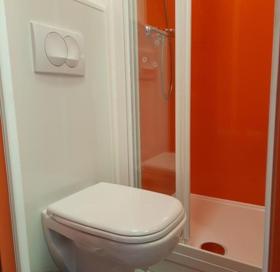 فندق Kyriad Direct Caen Nord   Memorial