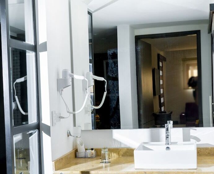 Отель La Floresta De Cite