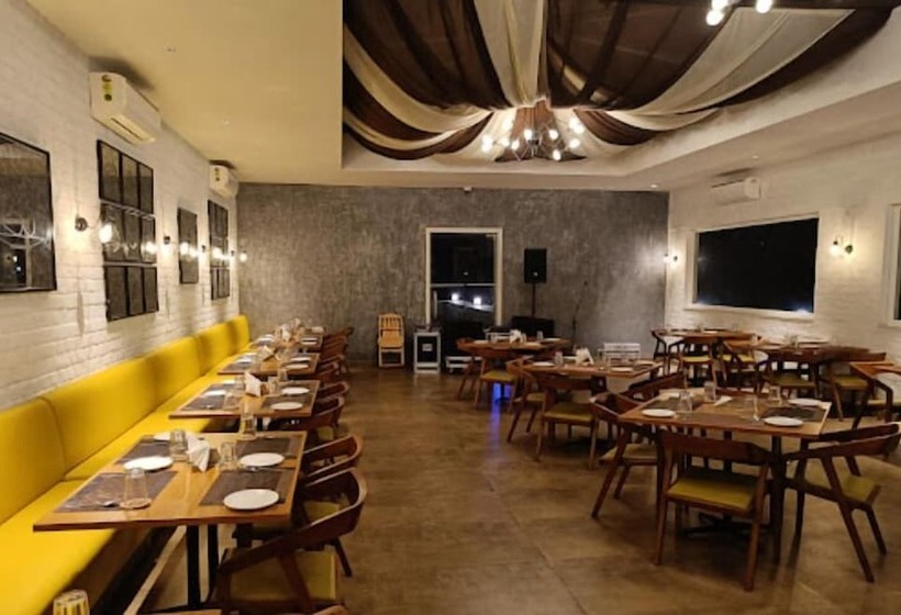 酒店 Le Roi Lake View Koti