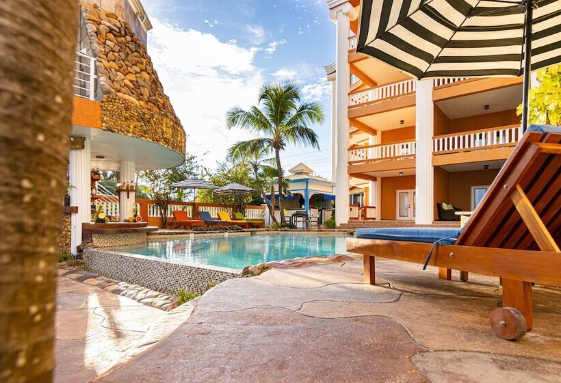 فندق Lighthouse Beach Villas