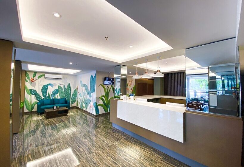 Lun Hotel Manado