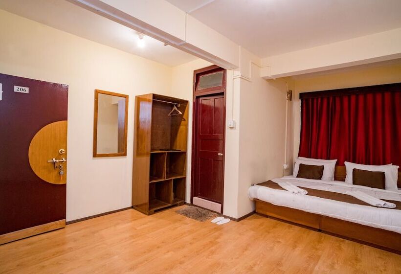 בית מלון כפרי Sernya   M.g.marg