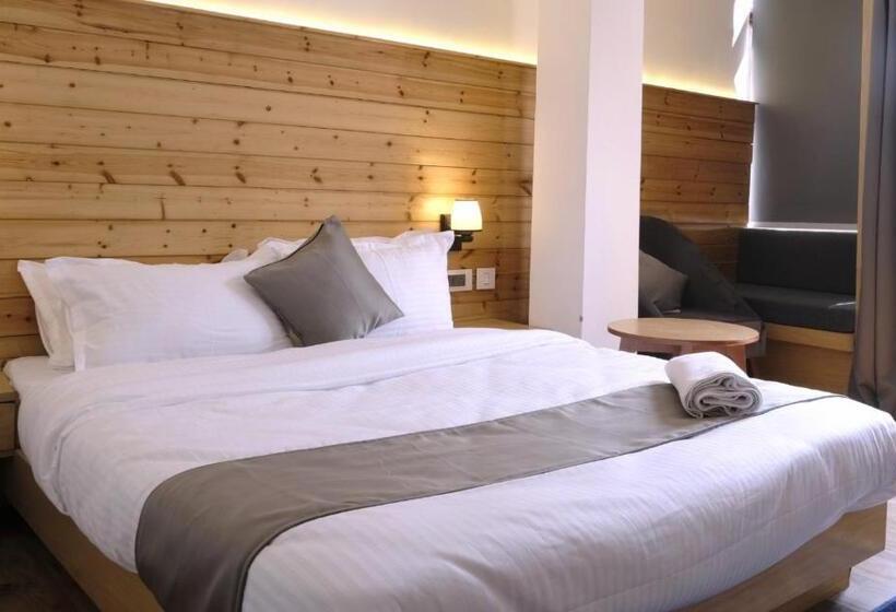 בית מלון כפרי Sernya   M.g.marg