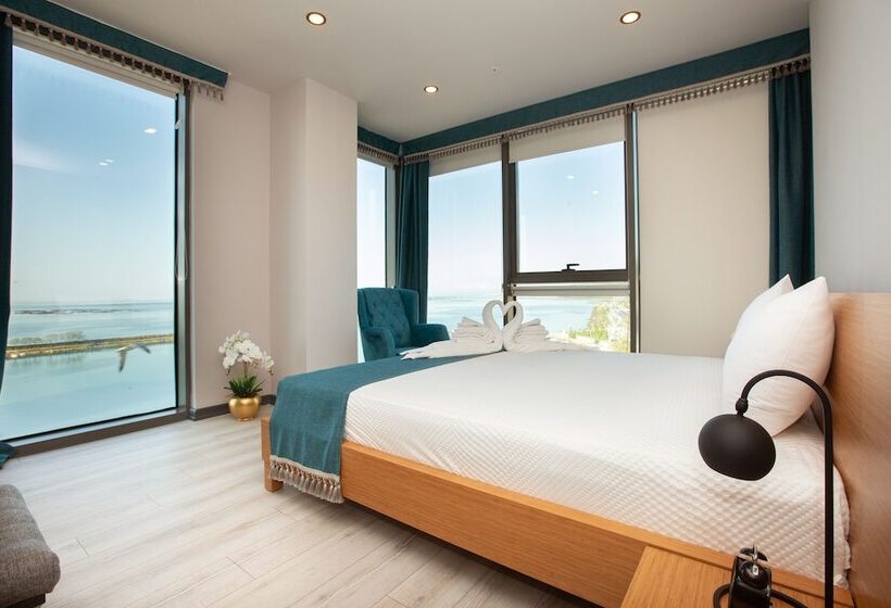 ホテル Marina Green Suit