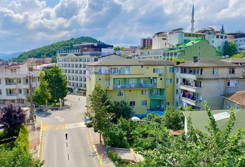 هتل Mia Thermal Suits