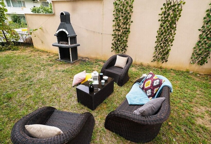 هتل Mia Thermal Suits