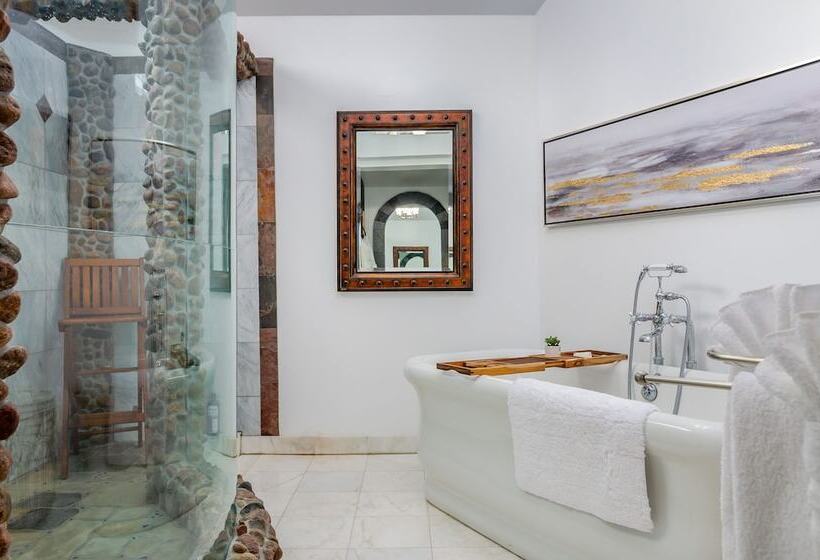 فندق New Park Event Venue & Suites