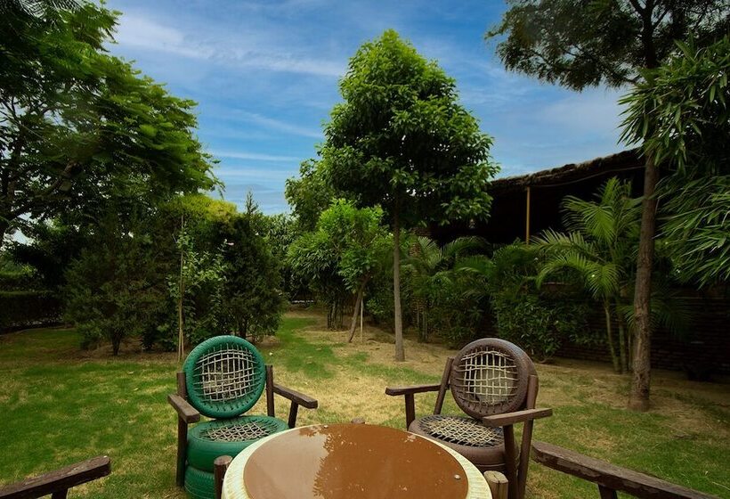 فندق Omera Farms Rural By Blusalz