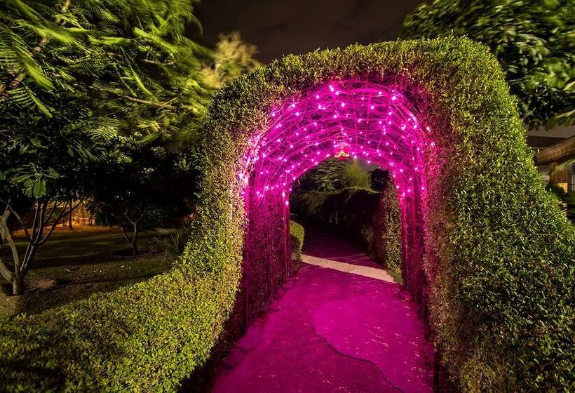 فندق Omera Farms Rural By Blusalz