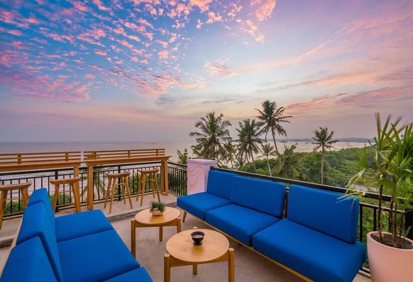 فندق Outpost Weligama Beachfront