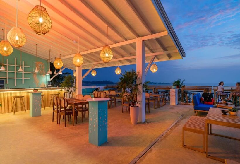 فندق Outpost Weligama Beachfront