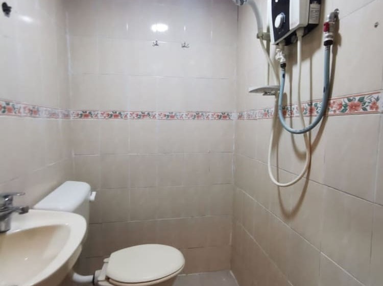 فندق Oyo 90086 My Seven Days Inn