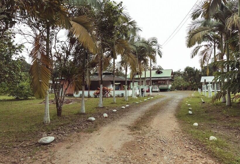 فندق Puerto Quito Lodge