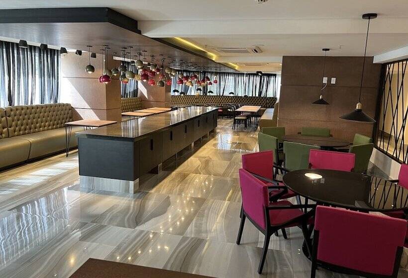 酒店 Qs Marista Stay And