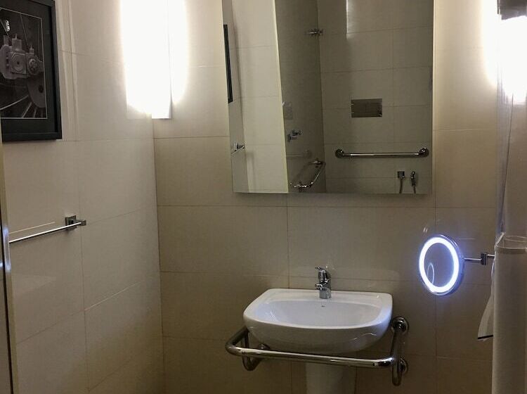 酒店 Qs Marista Stay And