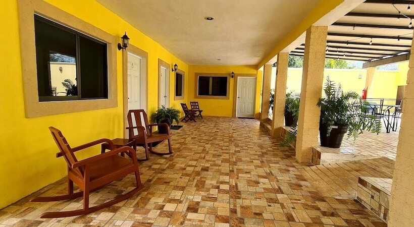 هتل Quinta Izamal