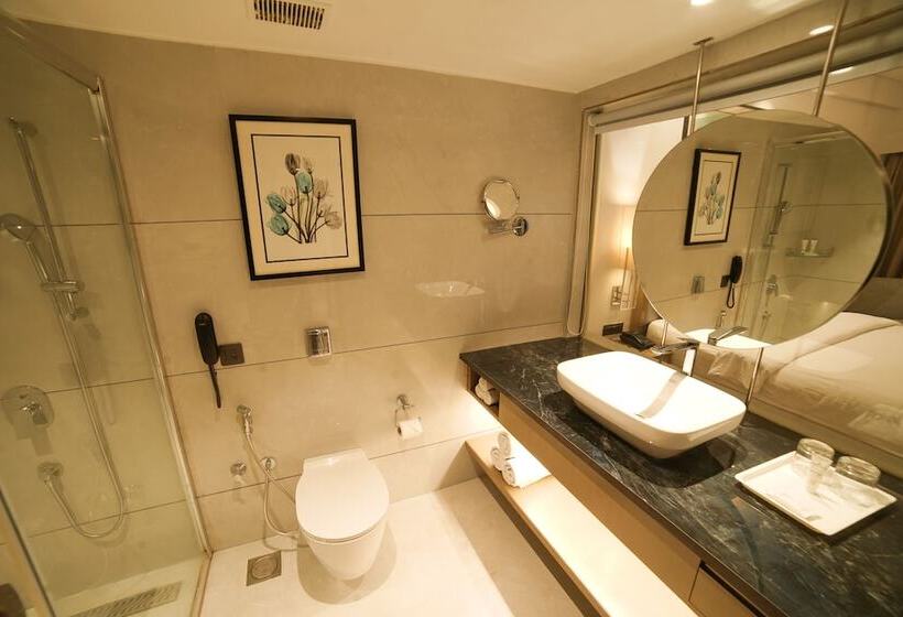 Regenta Inn Amristar Airport Road By Royal Orchid Hotels Limited